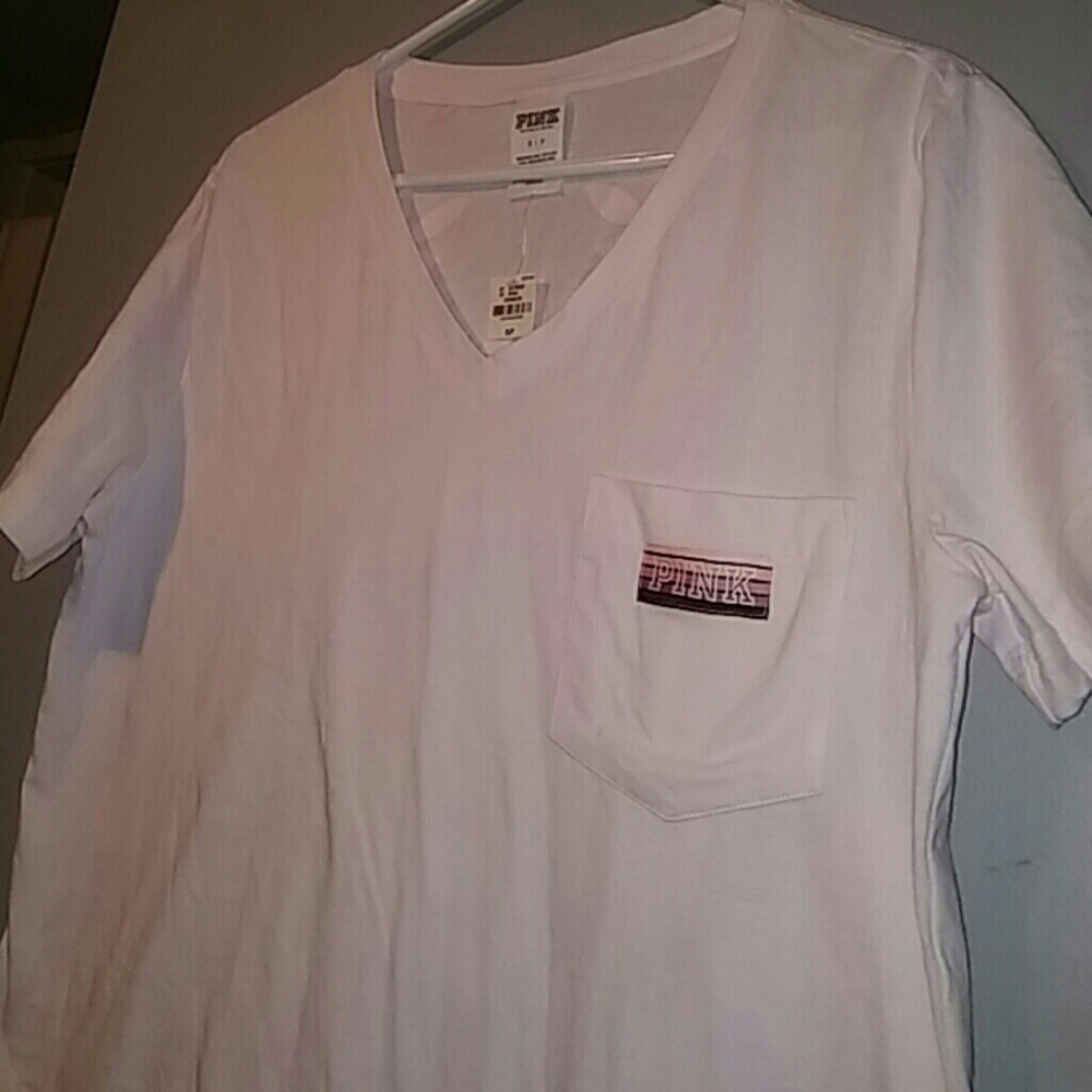 NWT Victoria's Secret PINK V-neck